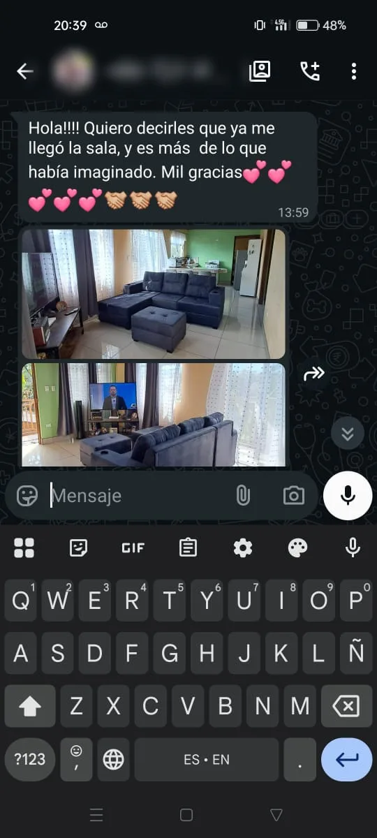 Mensaje de un cliente de Distrito Design: sala completa, entregada en casa